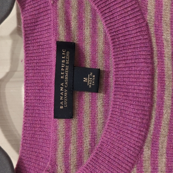 Banana Republic Crew neck sweater - Picture 2 of 4